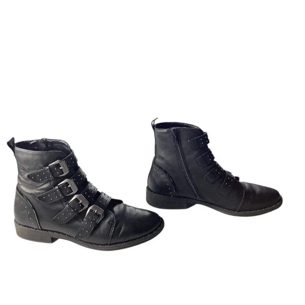 Steve Madden Women's Pursue Boots Black Leather Studded‎ Buckle Straps Ankle 8M